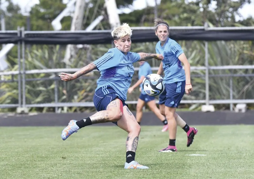 Yamila ya se alista para una importante gira con la selección femenina
