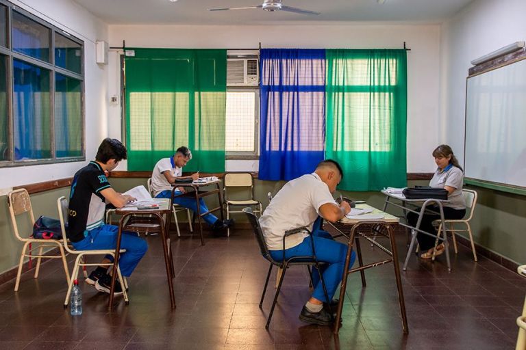 Con fuerte incremento de alumnos, empiezan las clases en Misiones El