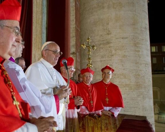 Diez años de Francisco como Papa: "es una persona simple para hacerse entender, está marcando rumbos y dando señales”