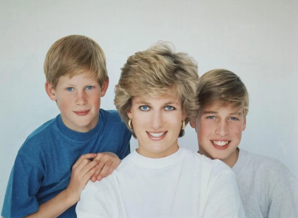 Se filtran oscuros detalles del accidente mortal de Lady Di: Harry y Guillermo destrozados