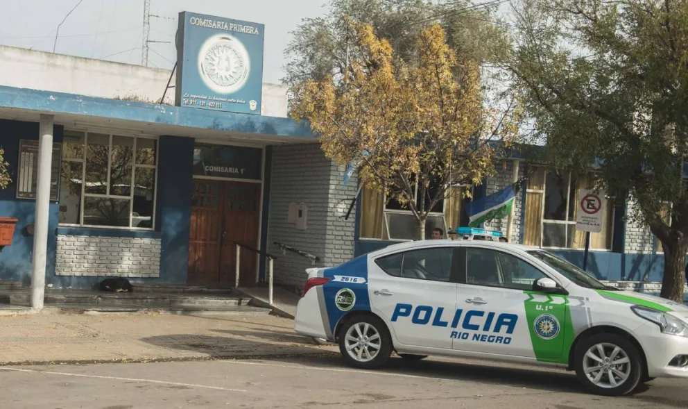 Personal de la Comisaría 1° recuperó una moto con pedido de secuestro