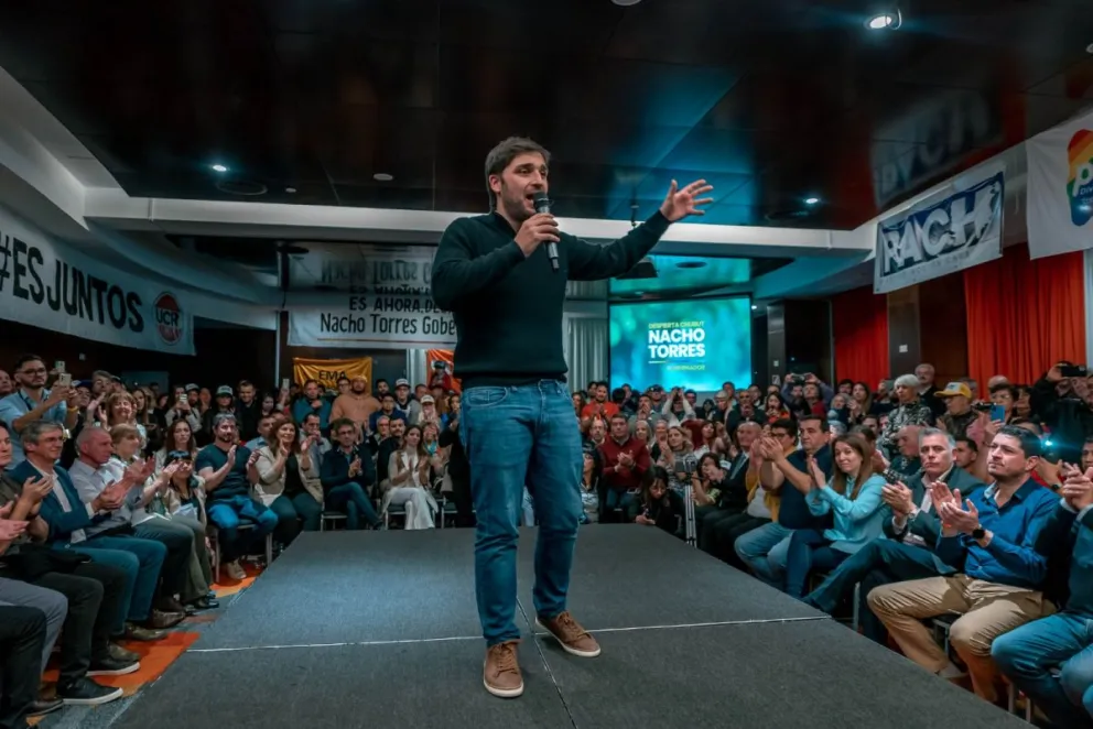 Torres: "En nuestro gobierno la educación va a ser una prioridad"