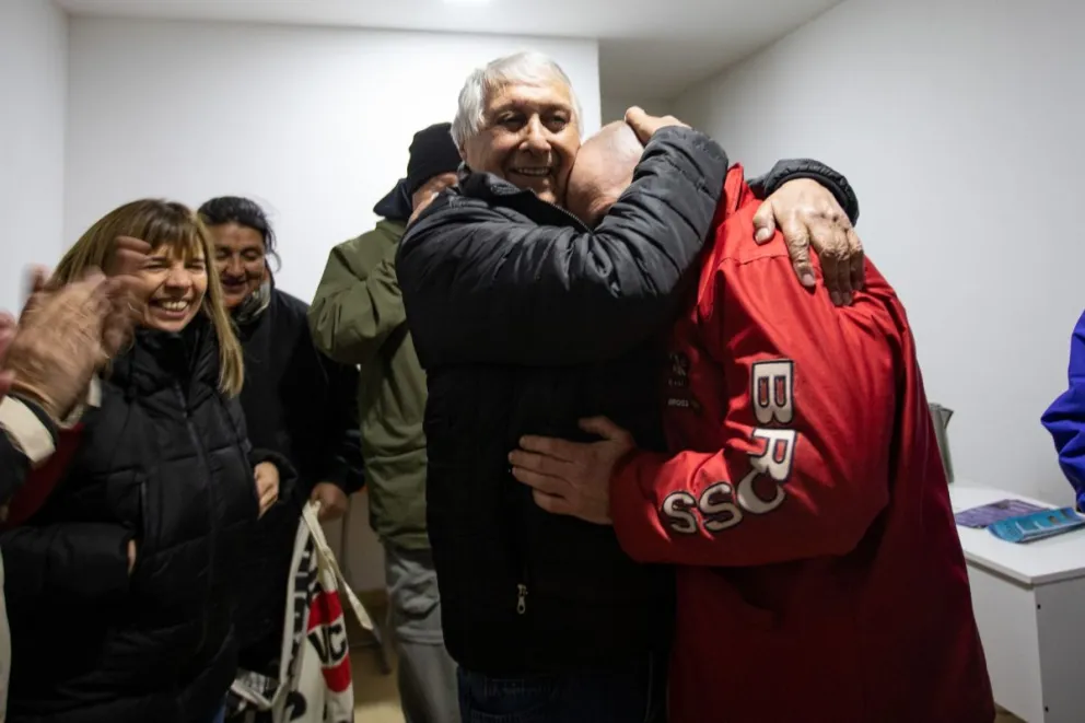 Dina Huapi: Cobarrubia se impuso con el 34,6% de los votos