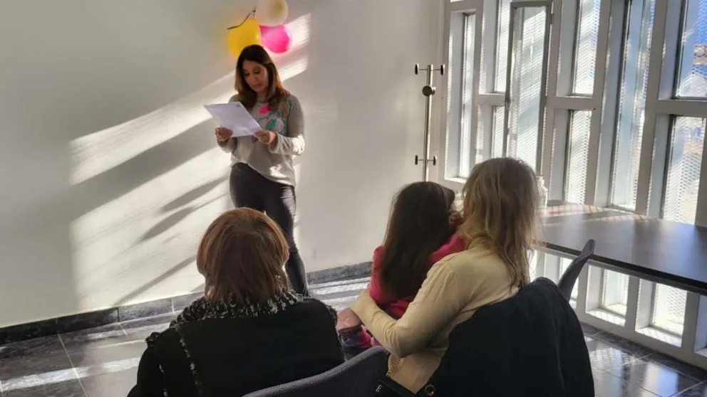 En lenguaje sencillo una niña escuchó su sentencia de adopción