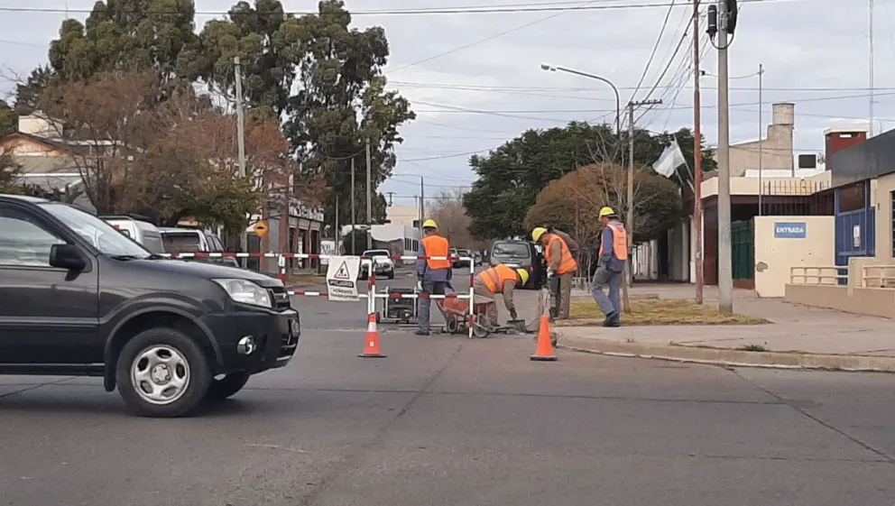 Atención: el tránsito está cortado en un sector del centro de Viedma 