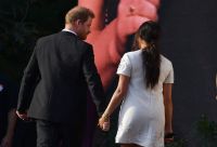 Meghan Markle y el príncipe Harry podrían considerarse desde ya 'exiliados', opinan expertos