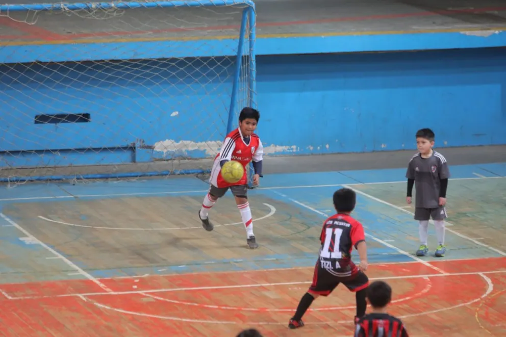 Los pibes van a madrugar