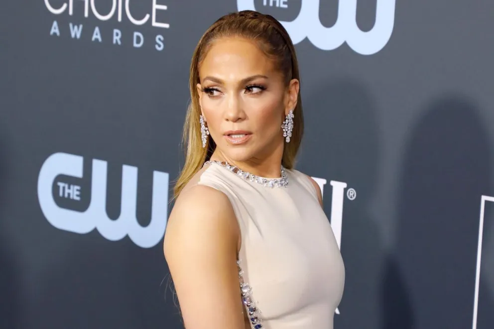 Ben Affleck sorprendido: Jennifer López reveló con su acento latino lo que llevaría en su bolso si entraría
