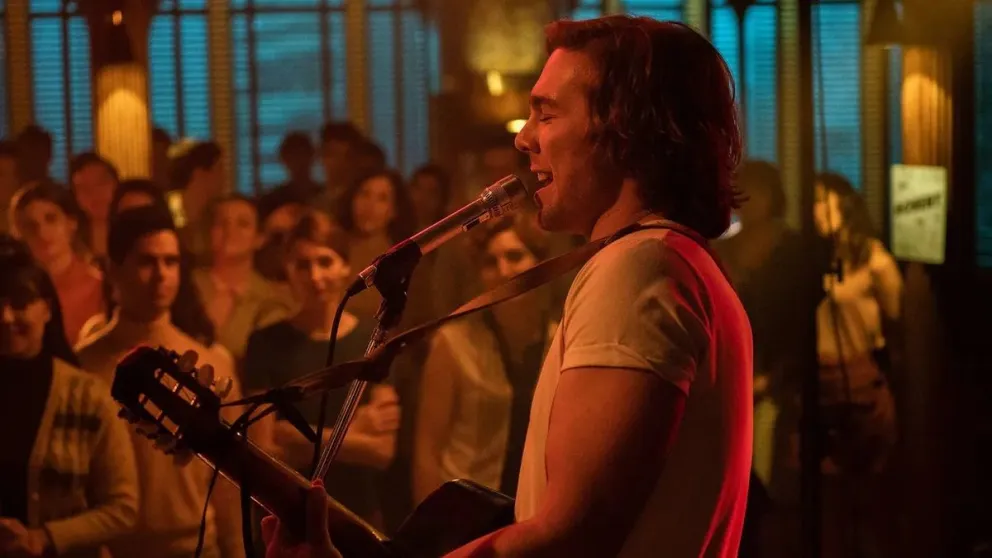 Un éxito de Netflix: esta miniserie de solo 11 capítulos combina drama y música y te atrapará al instante