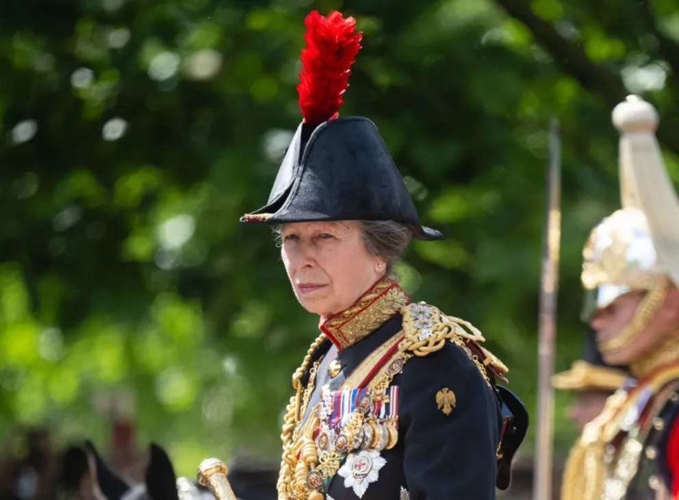 De esta asombrosa manera fue que el marido de la princesa Ana conquistó la monarquía británica