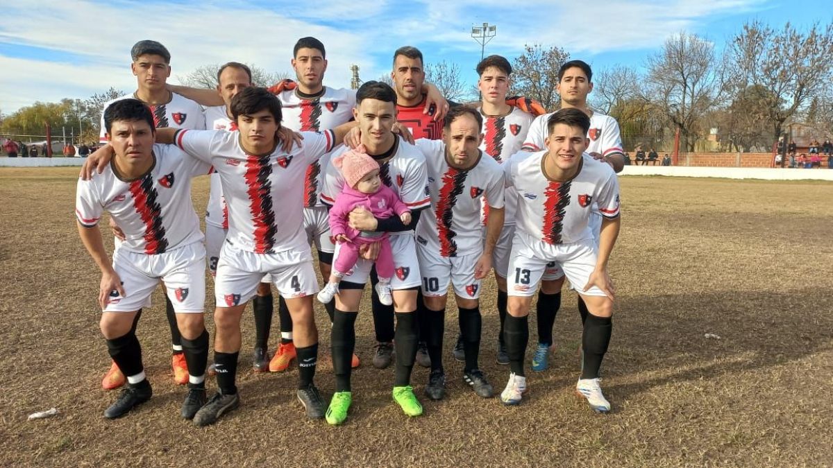 Fútbol: se jugaron las semifinales Ida de Primera División