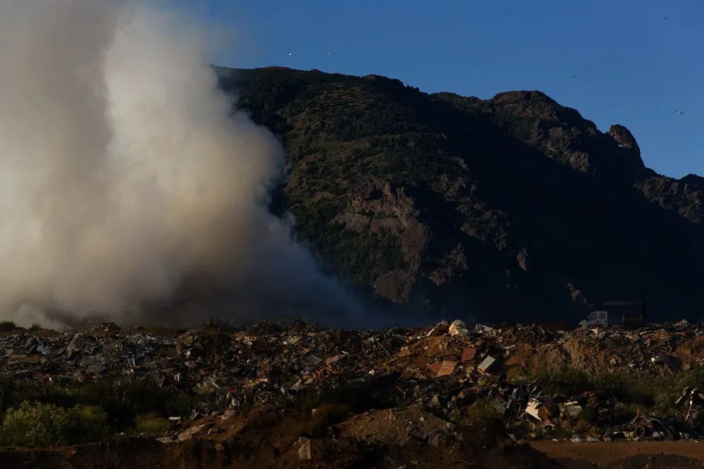 Analizan una propuesta privada para dar solución a la problemática del vertedero