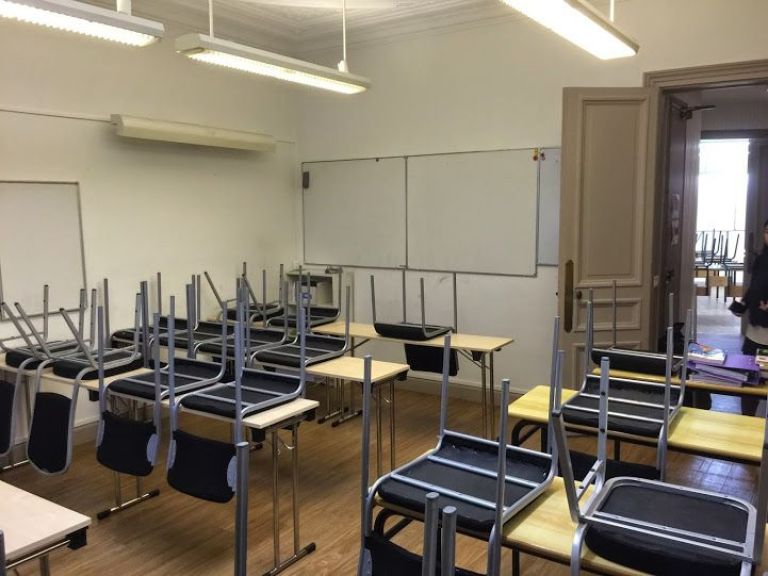 ATE convoca a un paro contra la decisión de la Dirección de Escuelas de dar clases