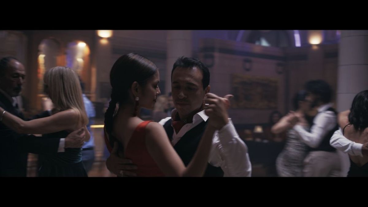 Crítica de "Destino pasional", un melodrama turístico que no logra conectar