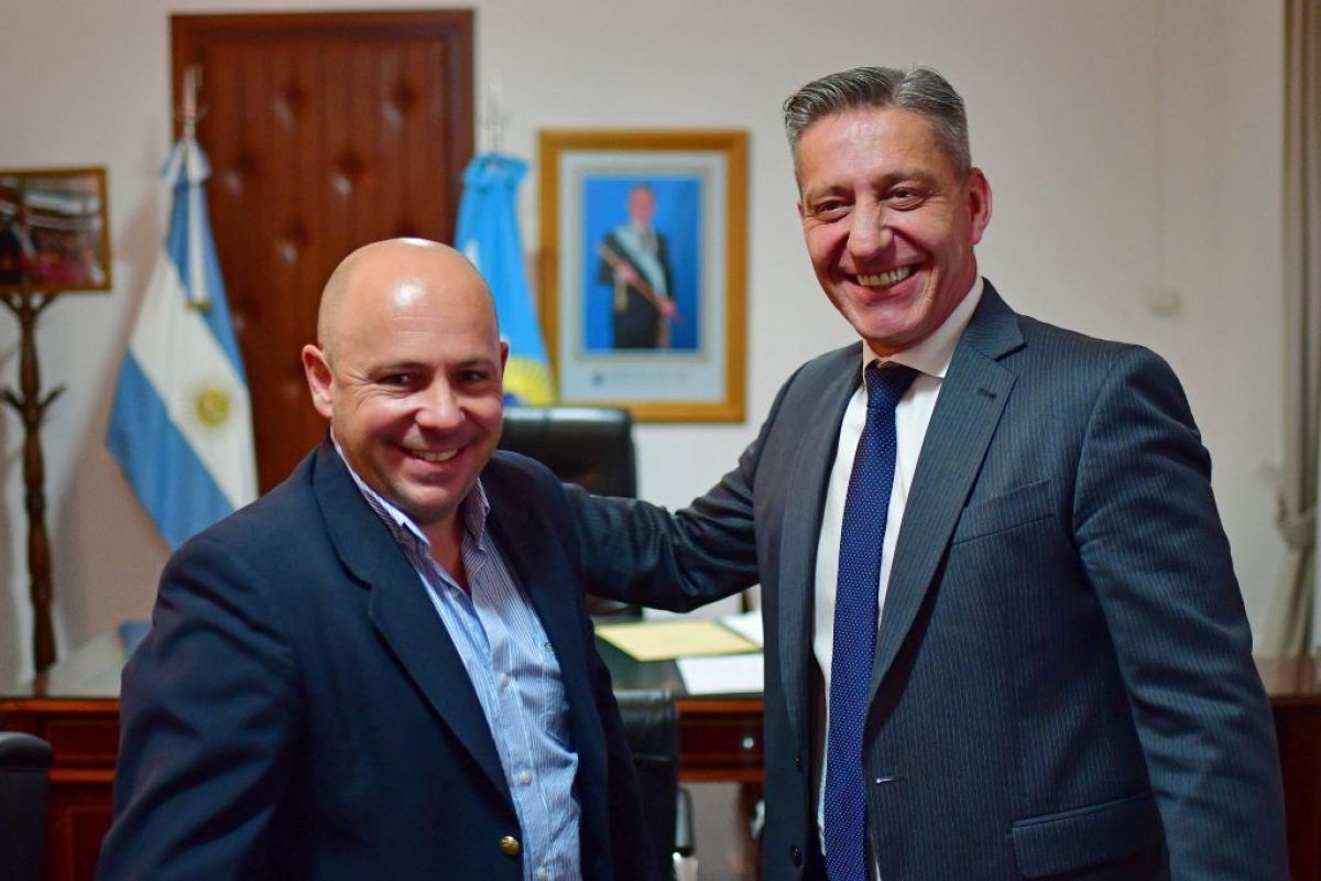 Arcioni traspasó el mando del Ejecutivo al vicegobernador Ricardo Sastre