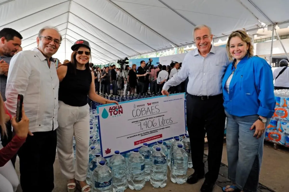 Insituciones aportan agua para familias en zonas de sequ&iacute;a en Sinaloa