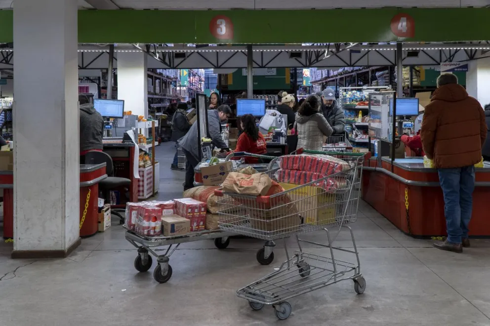 El Gobierno anunció la apertura de las importaciones de alimentos