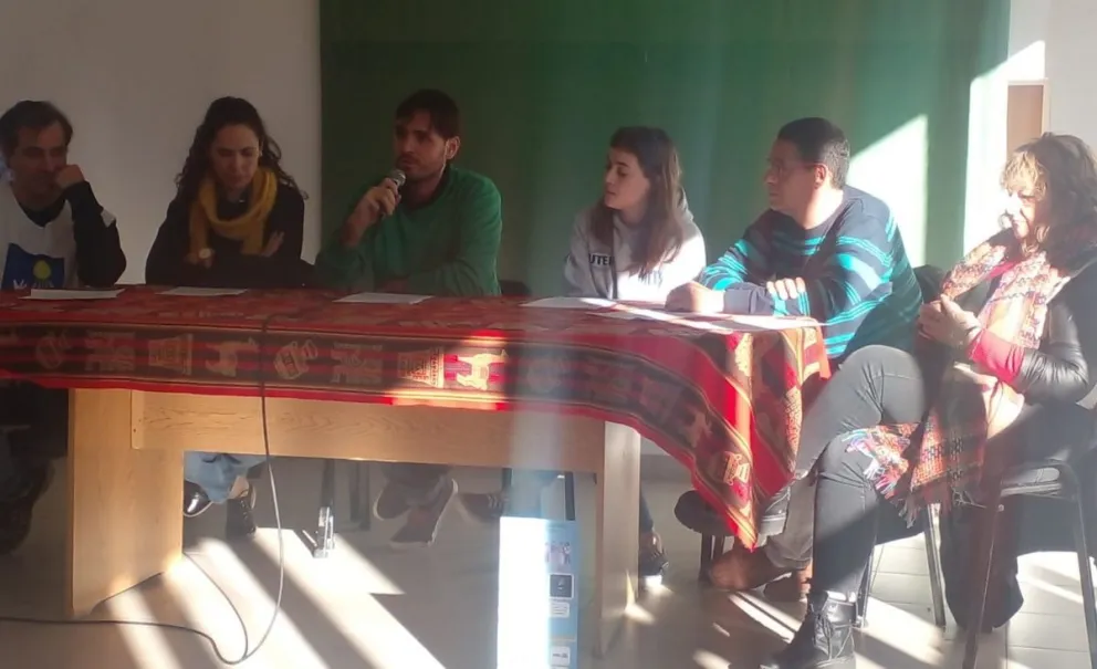 Puntapié inicial para la red de consumos problemáticos