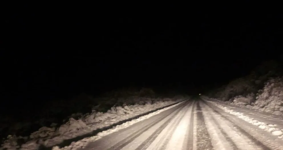 Hielo y nieve en las rutas: extrema precaución en los caminos a Bariloche