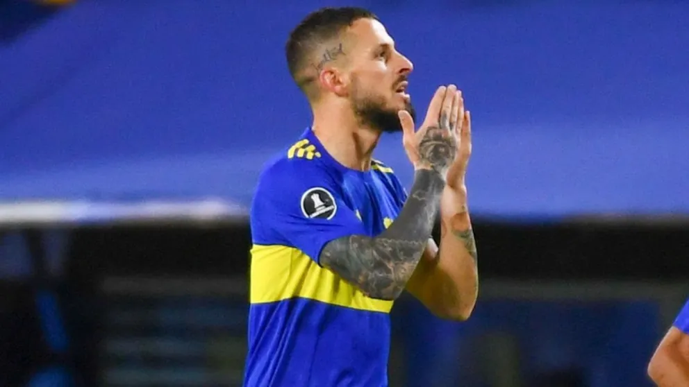 Más afuera que adentro: el futuro de Darío Benedetto en Boca parece estar sentenciado