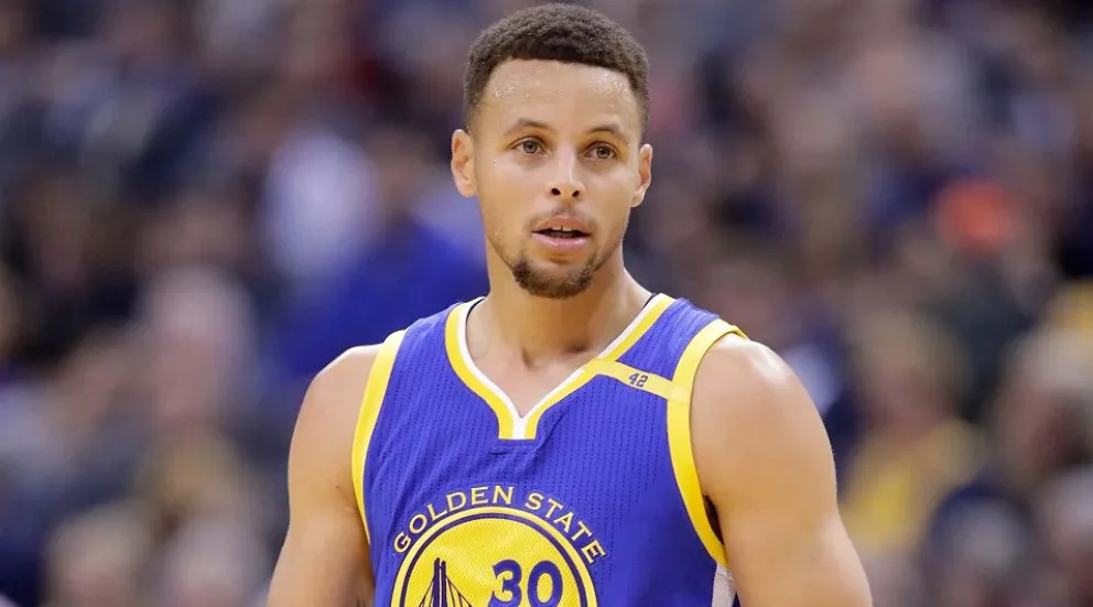 Stephen Curry se eligió a sí mismo como el mejor base de la historia y Michael Jordan salió a responderle 
