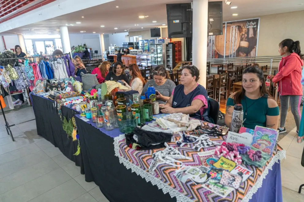El Municipio presenta la edición “Otoño” de la Feria de Artesanos y Diseñadores en el Centro Cultural